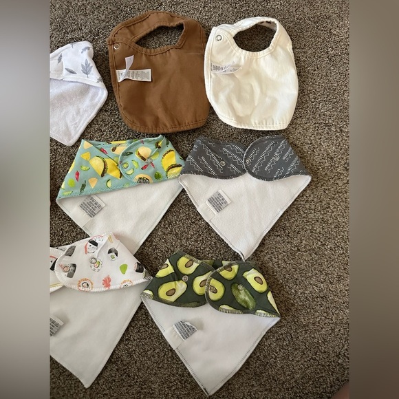 Assorted Baby Bandana Bibs Set - Picture 4 of 5
